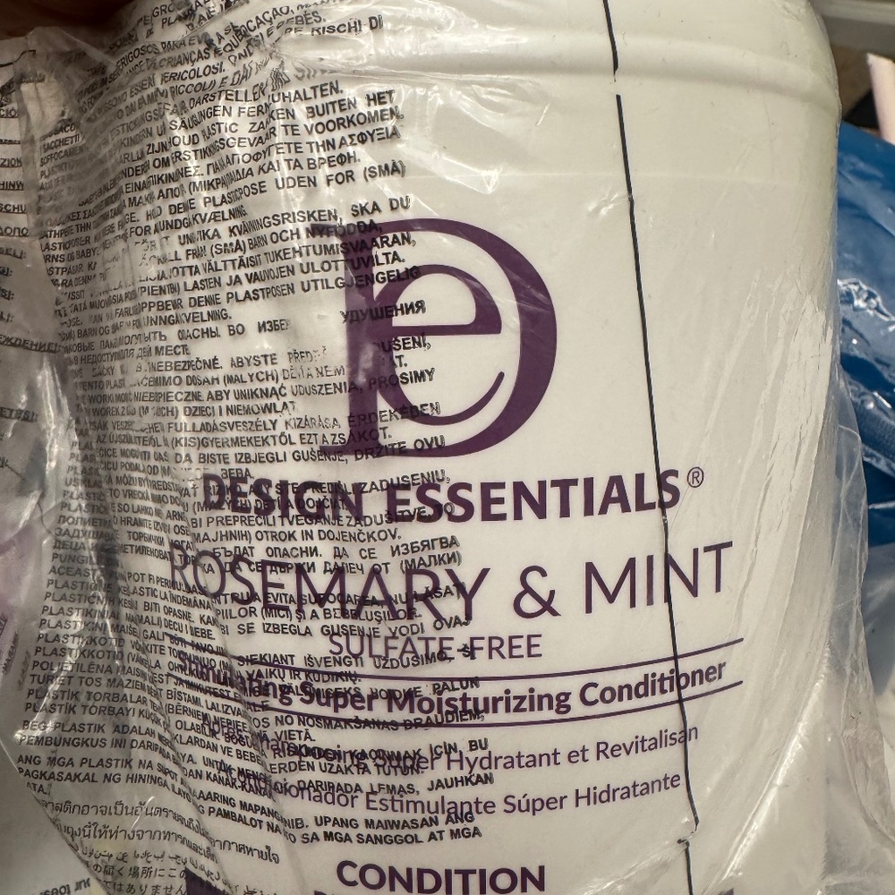Design essentials for dry and thick hair